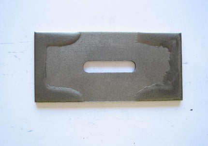 80x170. 1 hul (Ø13x60). 5mm tyk. Hårdmetal